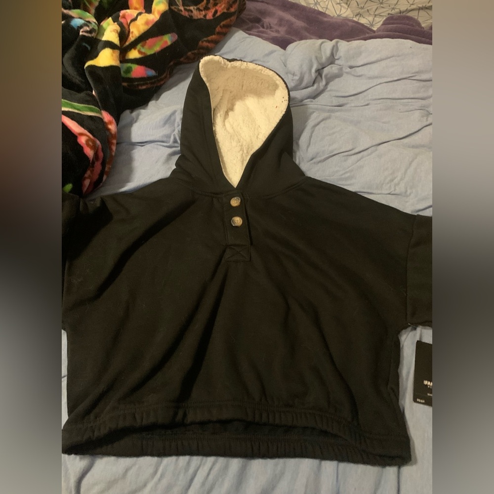 Black sweater with wool inside. Crop top
Brand new with tags